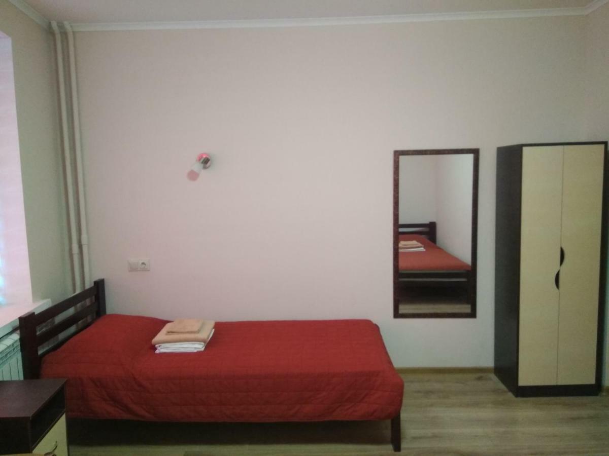 Hotel Tsentralnoho Budynku Khudozhnyka Kiev Extérieur photo