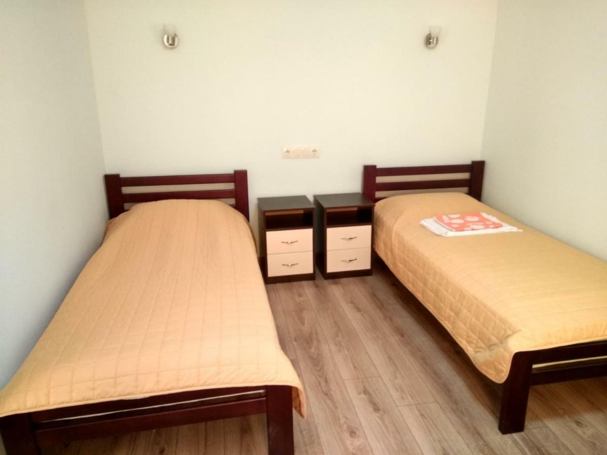 Hotel Tsentralnoho Budynku Khudozhnyka Kiev Extérieur photo